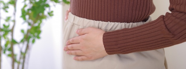 女性の下腹部